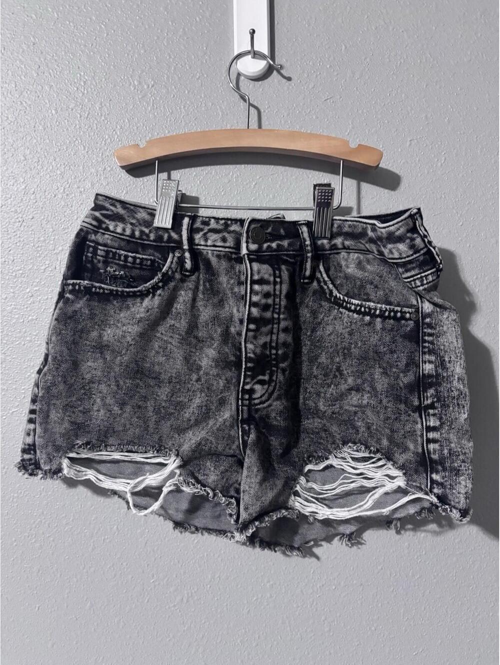 RSO Black Cutoff Shorts Size 26 Vintage High rise